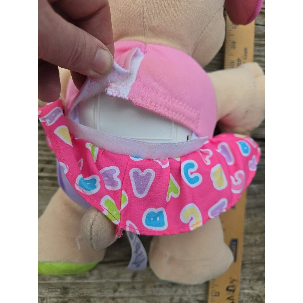 Fisher-Price LAUGH & LEARN SINGING TALKING GIRL DOG Plush STUFFED ANIMAL 2012